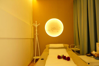 佛山南海区日式指压的寂静美学：在按压中听见雪落的声音